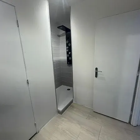 Relaxante Jacuzzi - 041 Apartment Rouen